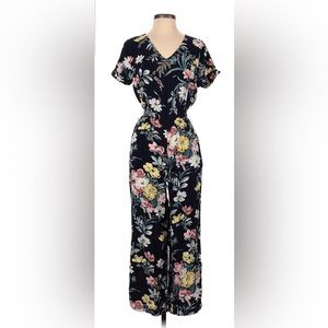 LOFT NAVY FLORAL SHORT SLEEVED CAPRI JUMPSUIT Size 8